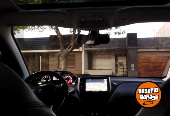 Autos - Peugeot 208 FELINE PACK CUIR 2014 Nafta 143231Km - En Venta