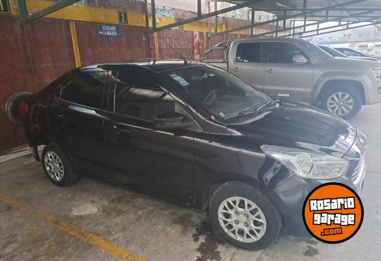 Autos - Ford KA sedan 4 puertas SE 2018 Nafta 85000Km - En Venta