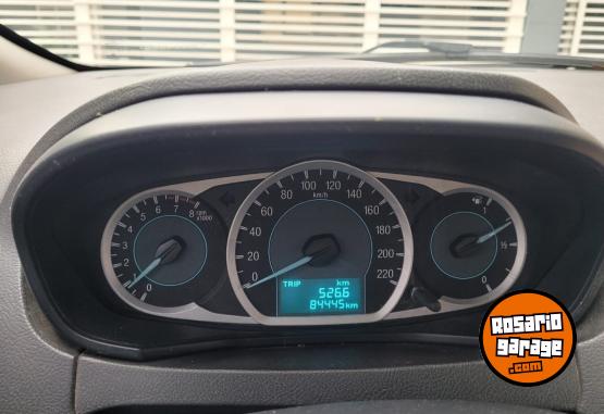 Autos - Ford KA sedan 4 puertas SE 2018 Nafta 85000Km - En Venta