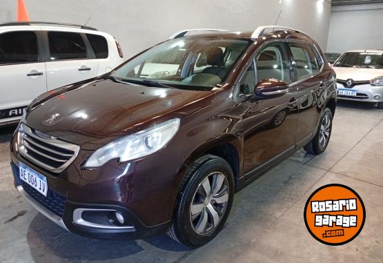 Autos - Peugeot 2008 duster tracker 2018 Nafta 125000Km - En Venta
