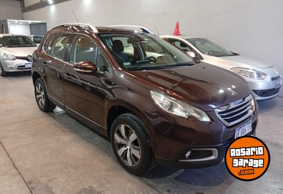Autos - Peugeot 2008 duster tracker 2018 Nafta 125000Km - En Venta