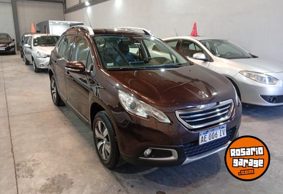 Autos - Peugeot 2008 duster tracker 2018 Nafta 125000Km - En Venta