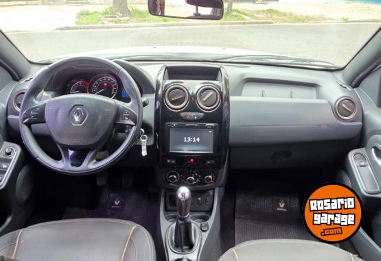 Autos - Renault Duster privillege 2018 Nafta 82000Km - En Venta