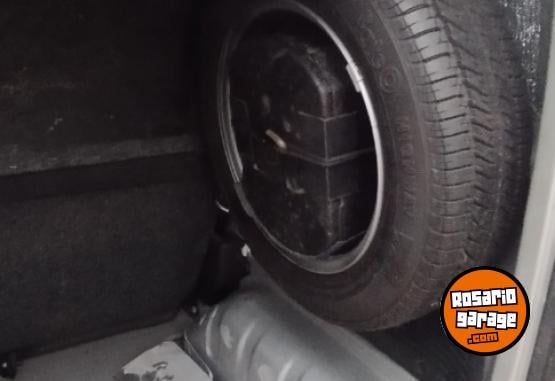 Utilitarios - Renault Kangoo furg�n 5 asientos 2018 GNC 116300Km - En Venta