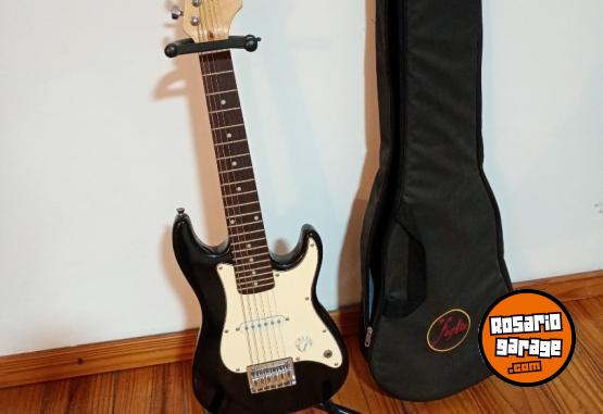 Instrumentos Musicales - Guitarra el�ctrica para ni�os Parquer como nueva - En Venta