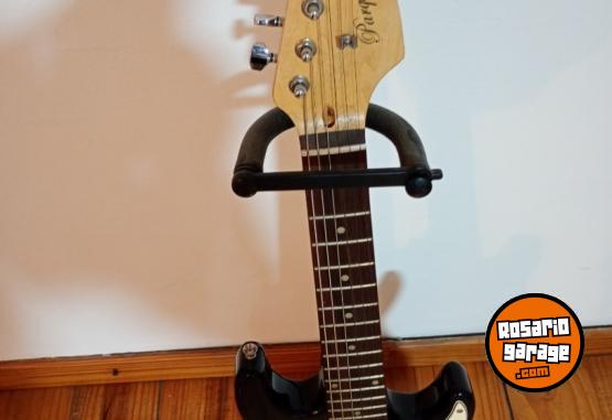Instrumentos Musicales - Guitarra el�ctrica para ni�os Parquer como nueva - En Venta