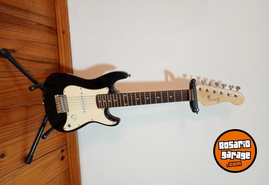 Instrumentos Musicales - Guitarra el�ctrica para ni�os Parquer como nueva - En Venta