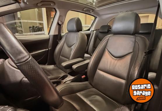 Autos - Peugeot 308 feline 2013 Nafta 83000Km - En Venta