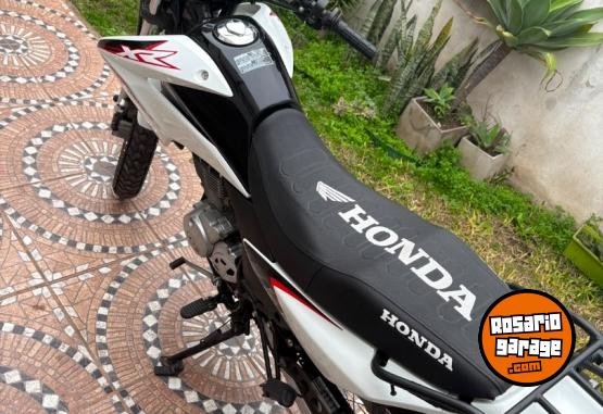 Motos - Honda Xr 150l 2017 Nafta 16000Km - En Venta