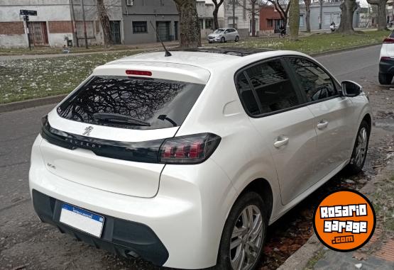 Autos - Peugeot 208 Active 2022 Nafta 74000Km - En Venta