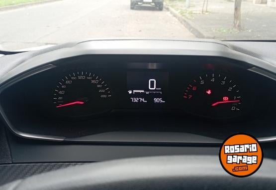 Autos - Peugeot 208 Active 2022 Nafta 74000Km - En Venta
