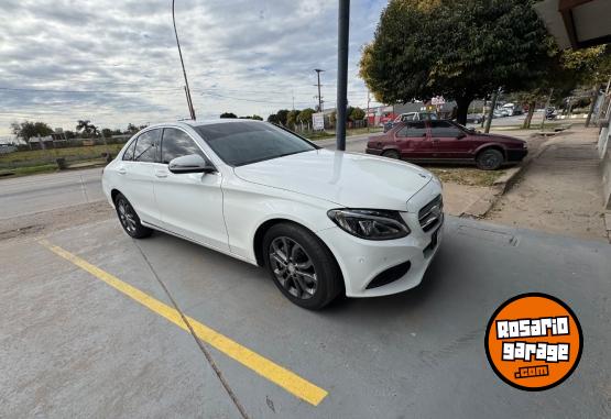 Autos - Mercedes Benz C250 2017 Nafta 95200Km - En Venta
