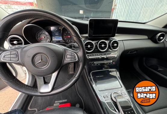 Autos - Mercedes Benz C250 2017 Nafta 95200Km - En Venta