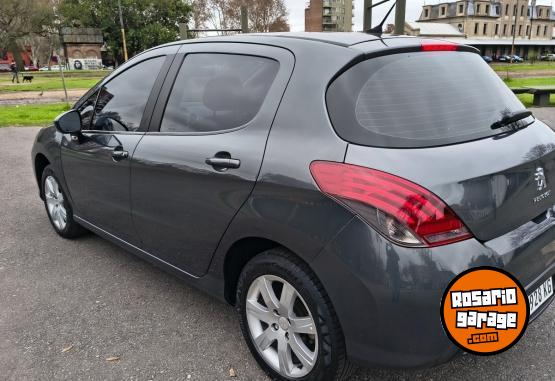 Autos - Peugeot 308 Allure Nav 2017 Nafta 92000Km - En Venta