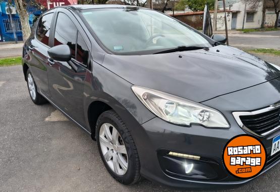 Autos - Peugeot 308 Allure Nav 2017 Nafta 92000Km - En Venta