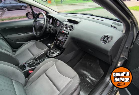 Autos - Peugeot 308 Allure Nav 2017 Nafta 92000Km - En Venta