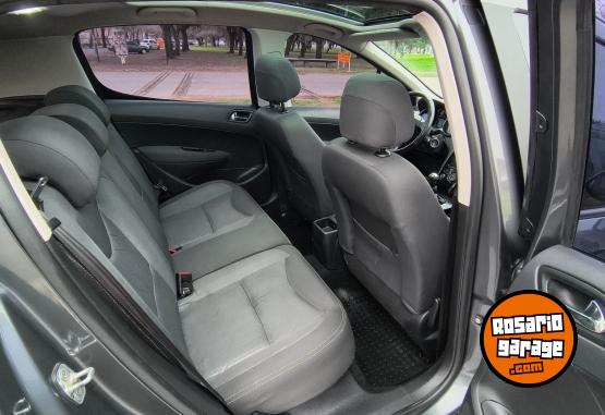 Autos - Peugeot 308 Allure Nav 2017 Nafta 92000Km - En Venta