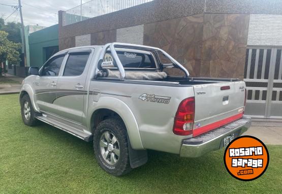 Camionetas - Toyota Hilux Srv 2007 Diesel 260000Km - En Venta