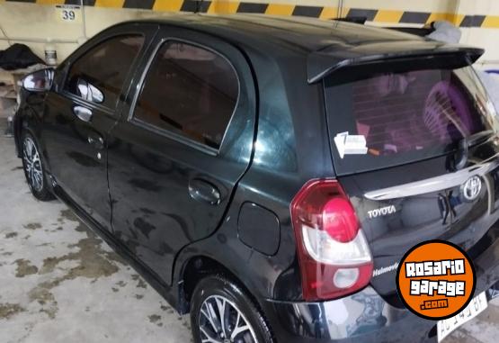 Autos - Toyota Toyota Etios 1.5 Platinum 2017 Nafta 140000Km - En Venta