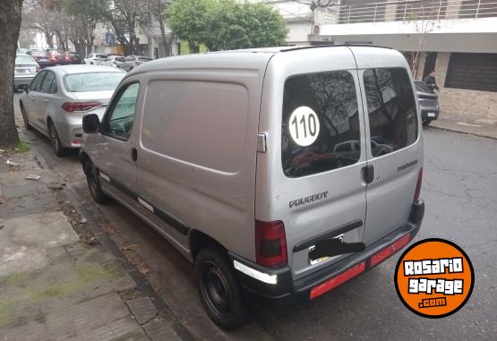 Utilitarios - Peugeot Parrner furgon 2007 Diesel 432000Km - En Venta