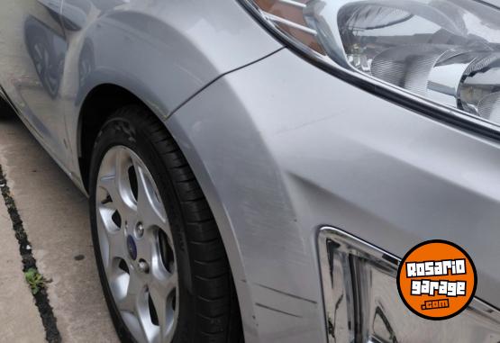 Autos - Ford FIESTA KINETIC TITANIUM 2012 Nafta 77000Km - En Venta