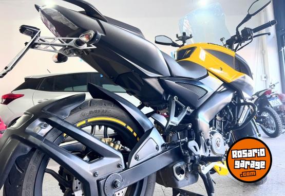 Motos - Bajaj Rouser ns200 2021 Nafta 24000Km - En Venta