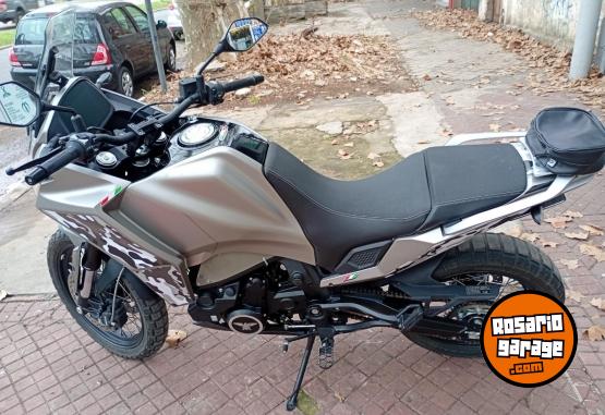 Motos - Moto Morini X Cape 650 2023 Nafta 8900Km - En Venta