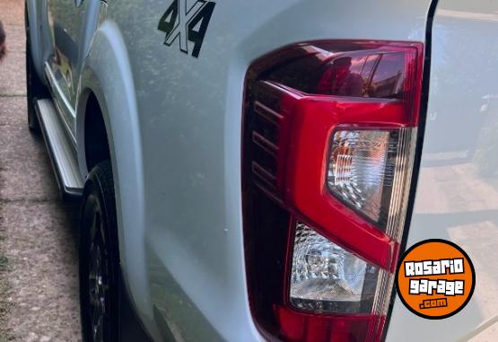 Camionetas - Nissan Frontier 2023 Diesel 49000Km - En Venta