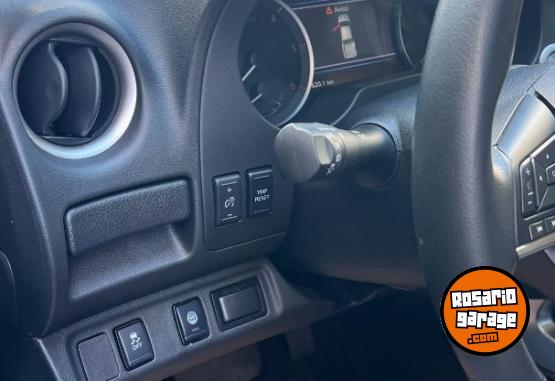 Camionetas - Nissan Frontier 2023 Diesel 49000Km - En Venta