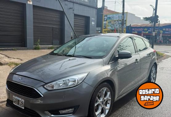Autos - Ford Focus 2015 Nafta 94000Km - En Venta