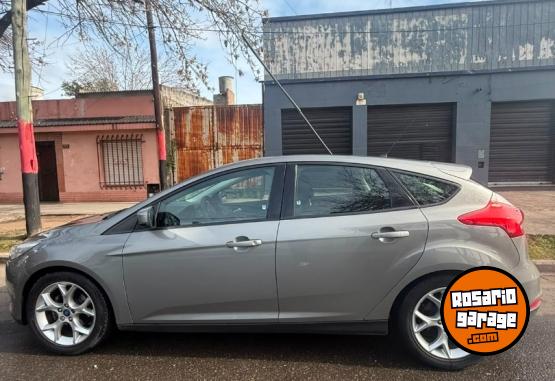 Autos - Ford Focus 2015 Nafta 94000Km - En Venta
