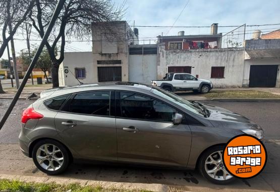 Autos - Ford Focus 2015 Nafta 94000Km - En Venta