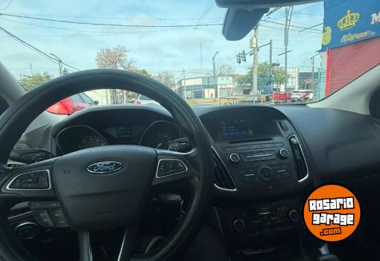 Autos - Ford Focus 2015 Nafta 94000Km - En Venta