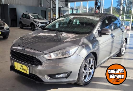 Autos - Ford FOCUS III 2016 Nafta 143000Km - En Venta