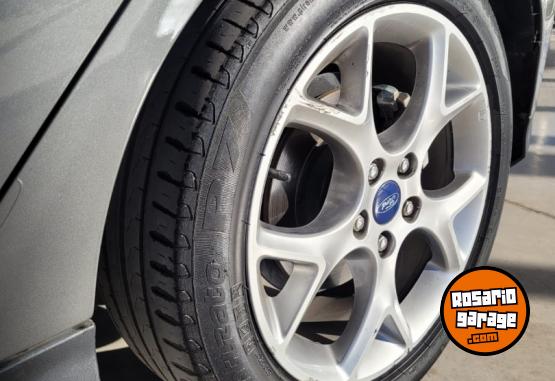 Autos - Ford FOCUS III 2016 Nafta 143000Km - En Venta