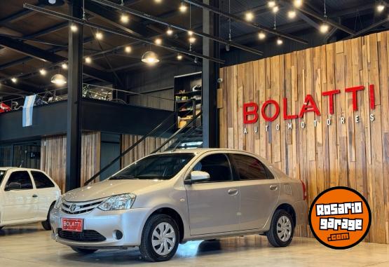 Autos - Toyota Etios 1.5 4p Xs 2016 Nafta 133000Km - En Venta