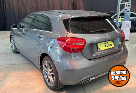 Autos - Mercedes Benz A 200 2017 Nafta 118900Km - En Venta