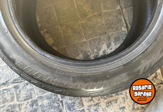 Accesorios para Autos - CUBIERTAS 225 50 17 ….MUY BUEN ESTADO!!! - En Venta