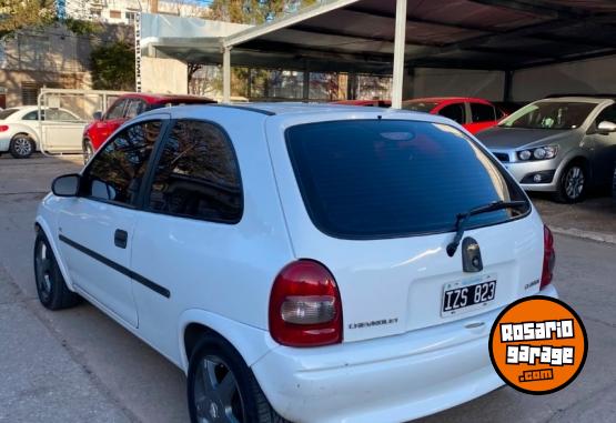 Autos - Chevrolet Corsa Classic 3P 2010 Nafta 113000Km - En Venta