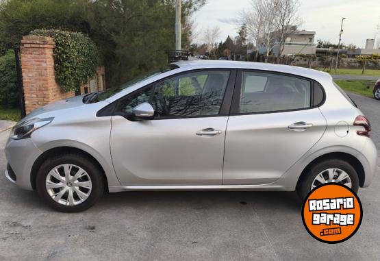 Autos - Peugeot 208 ACTIVE 1.6 2017 Nafta 95000Km - En Venta