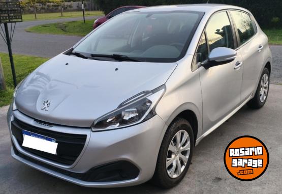 Autos - Peugeot 208 ACTIVE 1.6 2017 Nafta 95000Km - En Venta