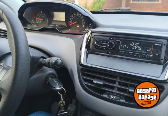 Autos - Peugeot 208 ACTIVE 1.6 2017 Nafta 95000Km - En Venta