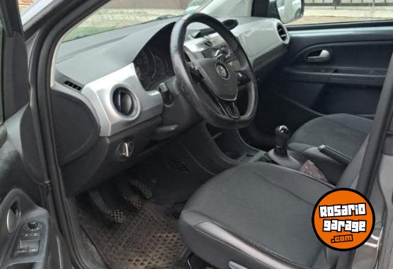Autos - Volkswagen Volskswagen UP! HIGH 2017 Nafta 55947Km - En Venta