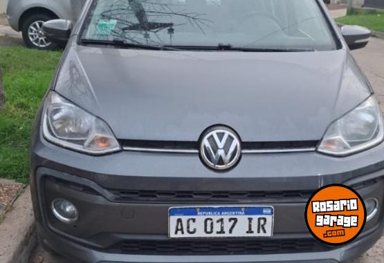 Autos - Volkswagen Volskswagen UP! HIGH 2017 Nafta 55947Km - En Venta