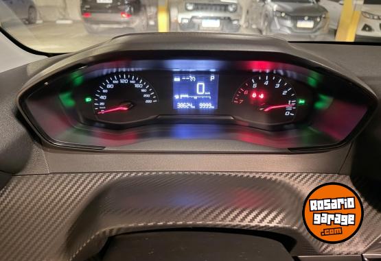 Autos - Peugeot 208 active 2023 Nafta 37000Km - En Venta