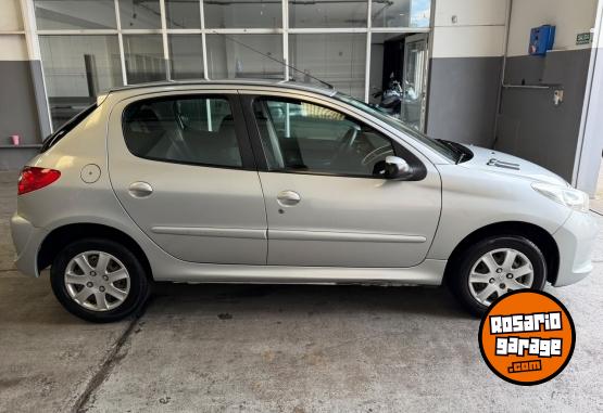 Autos - Peugeot 207 COMPACT 1.4 ALLURE 2014 Nafta 121000Km - En Venta