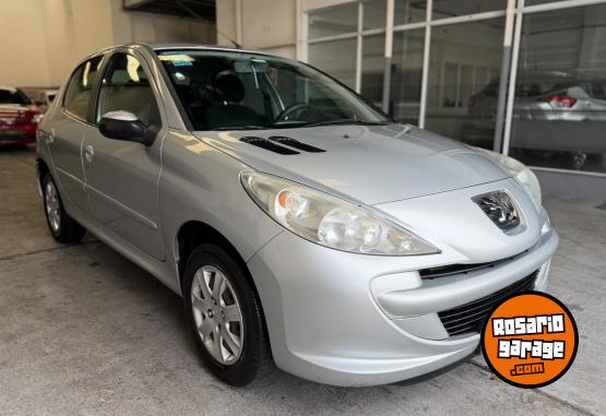 Autos - Peugeot 207 COMPACT 1.4 ALLURE 2014 Nafta 121000Km - En Venta