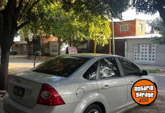 Utilitarios - Ford Focus exe trend 1.6 2012 Nafta 182000Km - En Venta