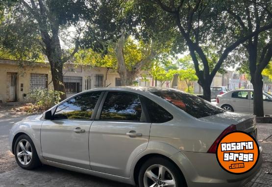 Utilitarios - Ford Focus exe trend 1.6 2012 Nafta 182000Km - En Venta