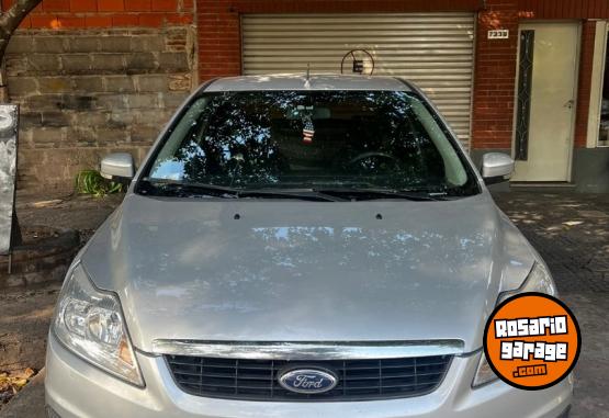 Utilitarios - Ford Focus exe trend 1.6 2012 Nafta 182000Km - En Venta
